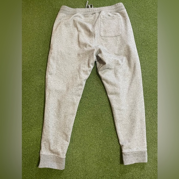 Men’s banana republic sweatpants - Picture 3 of 3